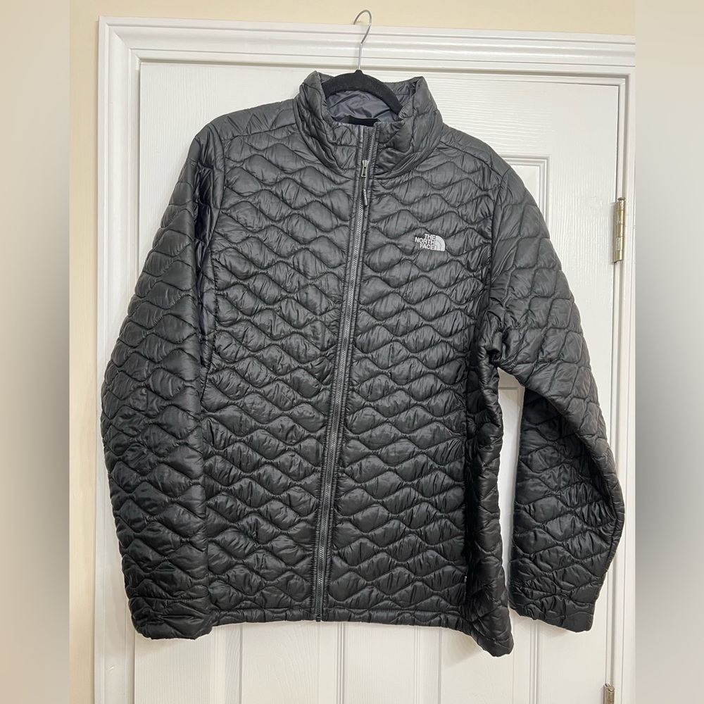 THE NORTH FACE puffer jacket!